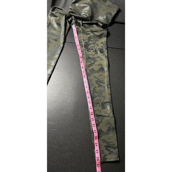 Spanx Green Camo High Waist Leggings Size S - Picture 15 of 15